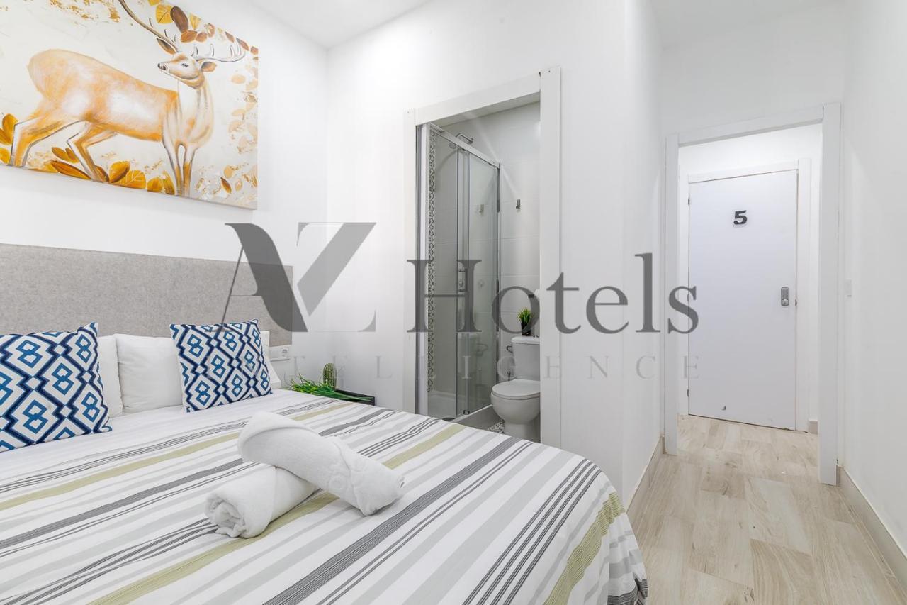 Ayz Silvela - Auto Check-In Property Málaga Buitenkant foto